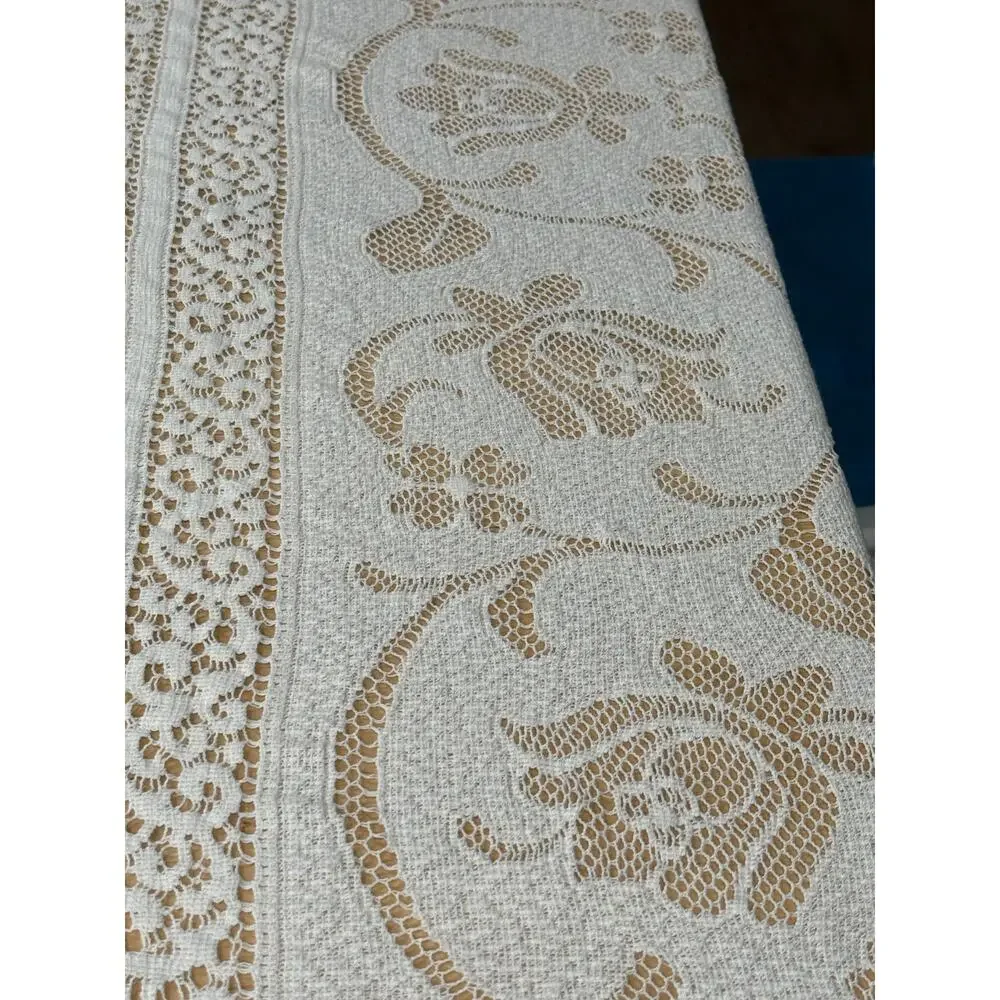 VINTAGE Lace Tablecloth Floral Cottagecore Farmhouse White Rectangular Cotton